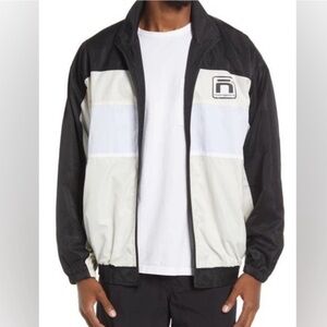 Noongoons windbreaker size large